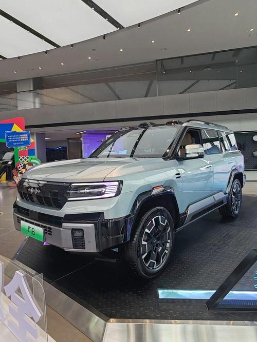 佛山5比亚迪方程豹硬派越野的爆款，英菲尼迪35周年与你共成长